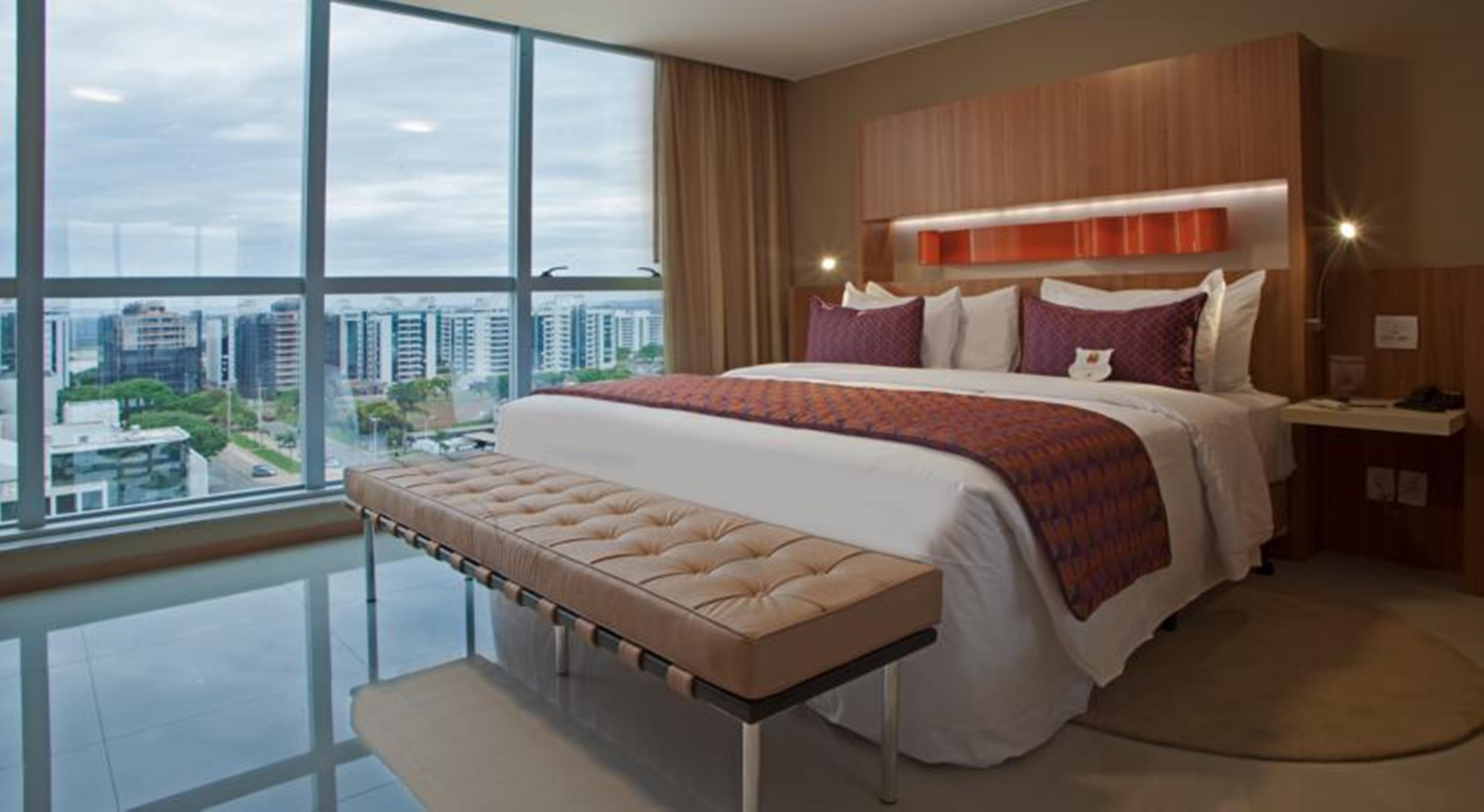Jade Hotel Brasilia Candangolandia Kültér fotó A bedroom at the JW Marriott Hotel Bogotá
