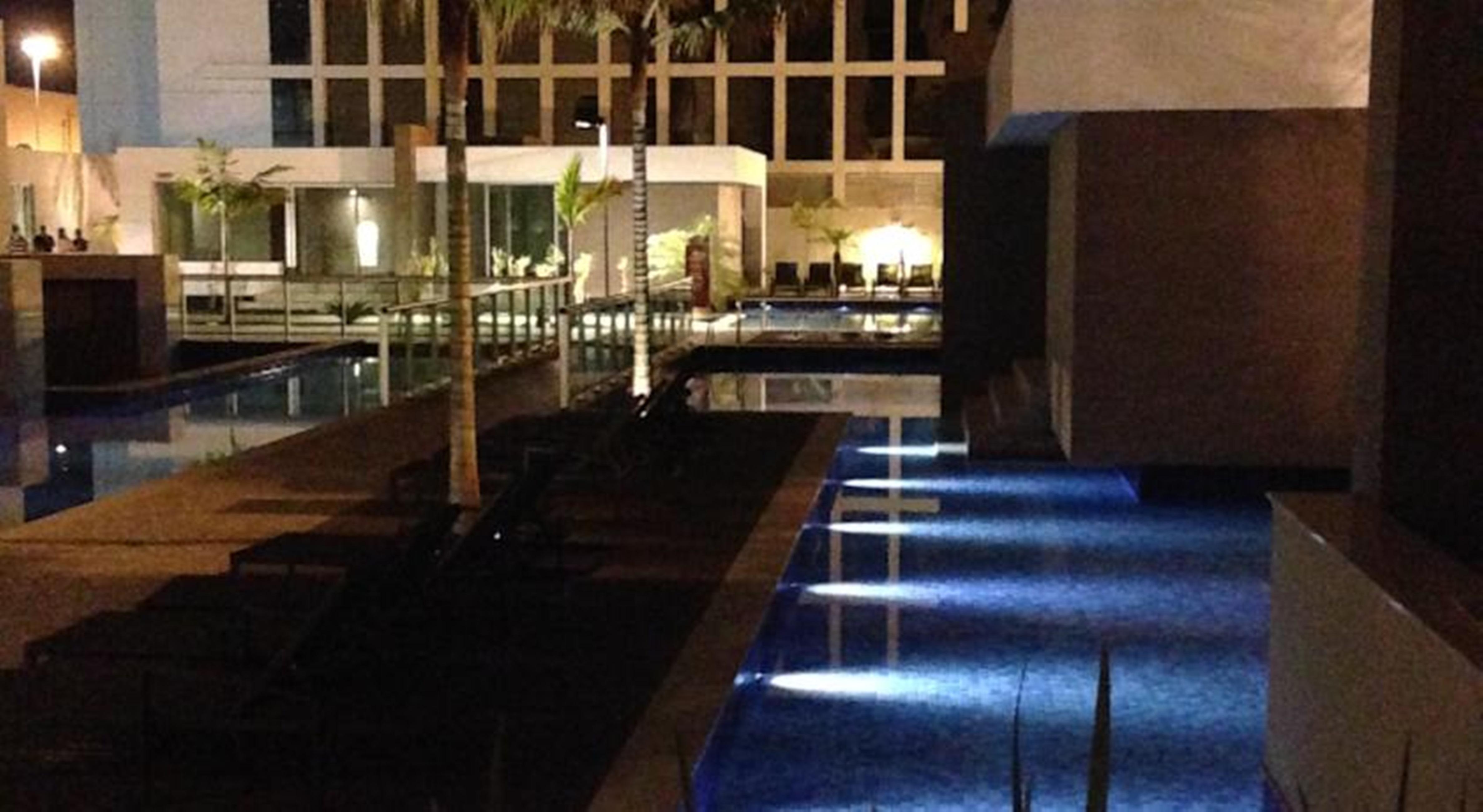 Jade Hotel Brasilia Candangolandia Kültér fotó The pool at the hotel